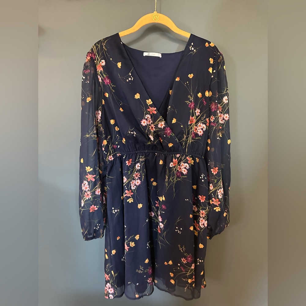 CUPSHE Women's Dress Casual Spring V Neck Chiffon Long Peasant Sleeves